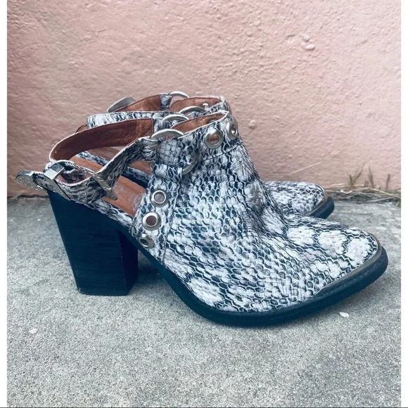 Jeffrey Campbell Western Slingback Booties - Picture 6 of 7